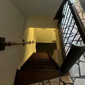 https://hotel-freeland.amsterdamhotelsnl.com