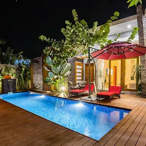 Maneh Langkawi - Private Pool فيلة